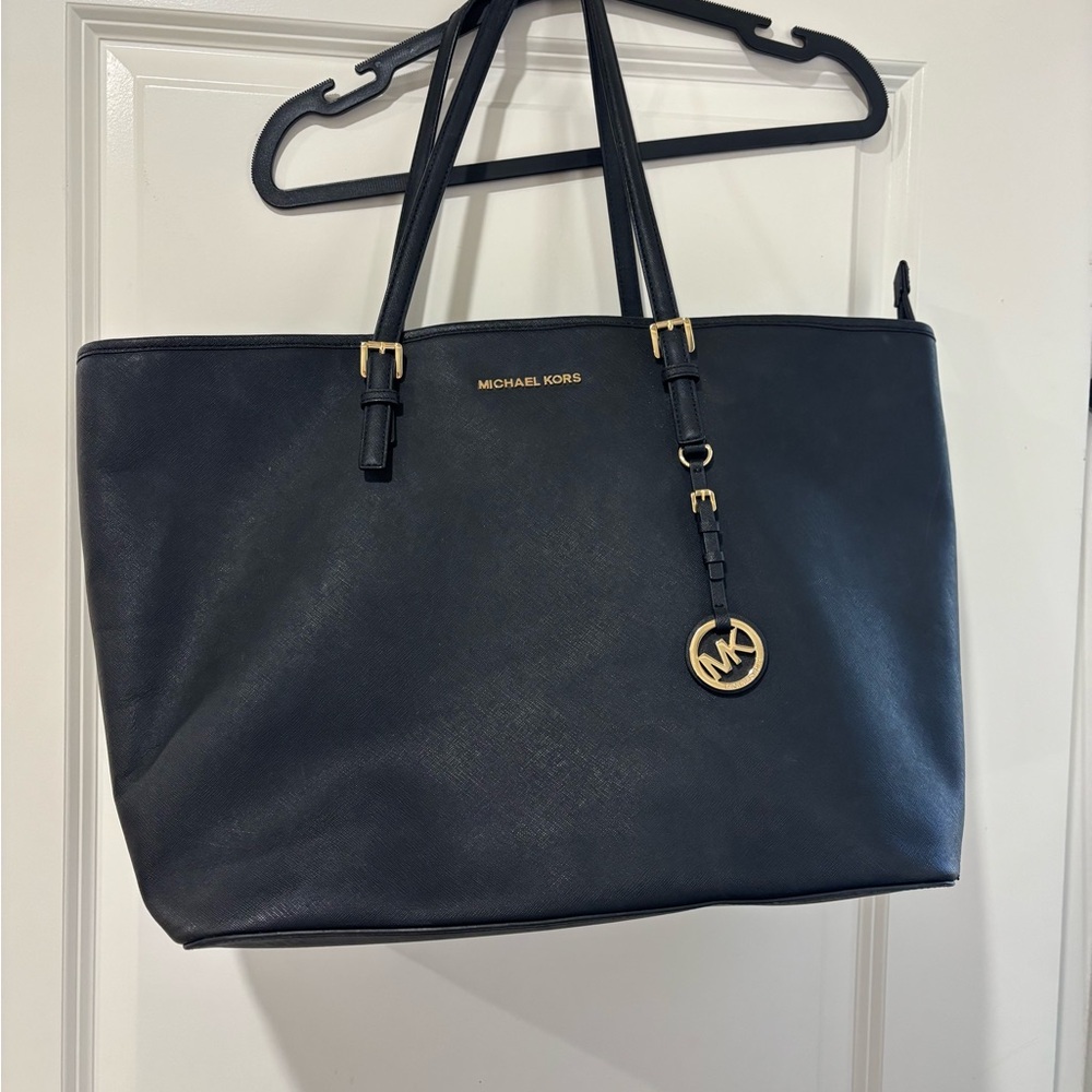 Michael Kors Black work/Tote Bag with computer padded section
